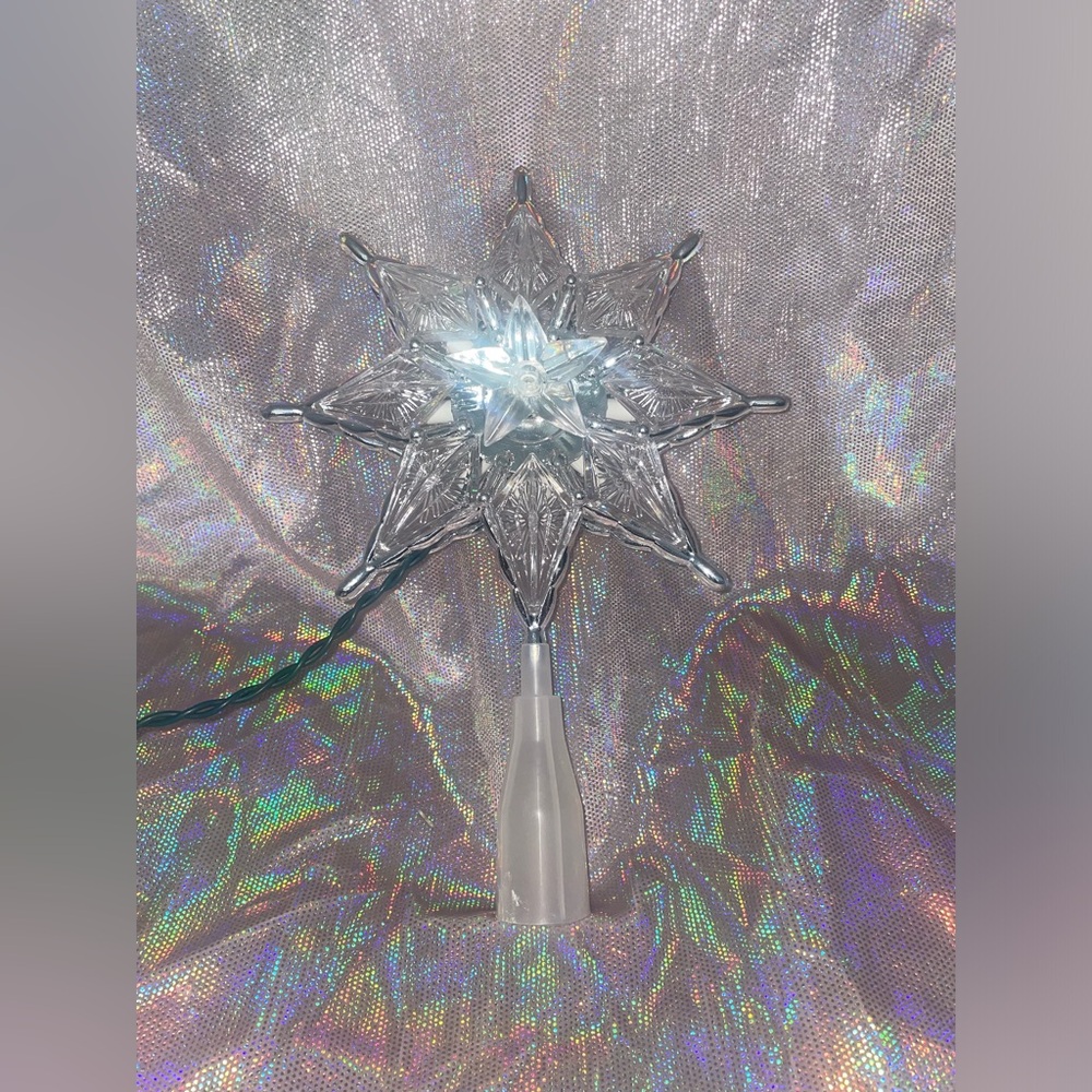 ** Clear Acrylic/Bright Light - Star Tree Topper  **